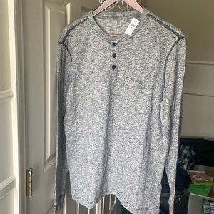 Gap gray long sleeve tee